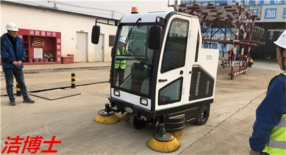 電動(dòng)掃地車(chē)