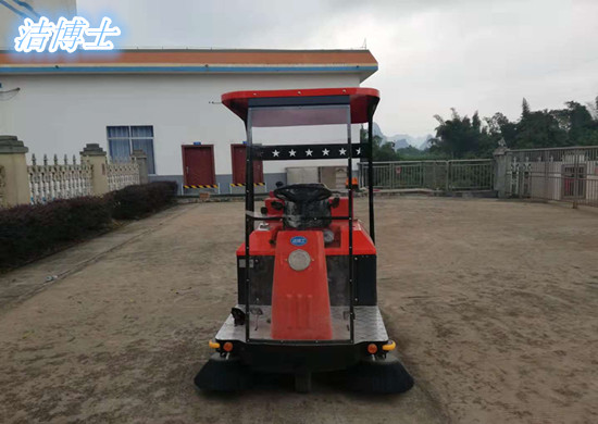 電動(dòng)掃地車(chē)