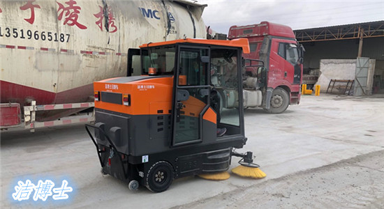 潔博士電動(dòng)清掃車(chē)